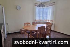 3-стаен апартамент в Центъра 3-стаен апартамент в Центъра