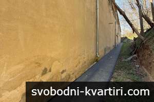 Промишлен имот с производствени и складови помещения в с. Красен Промишлен имот с производствени и складови помещения в с. Красен