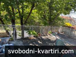 Етаж от къща в Центъра Етаж от къща в Центъра