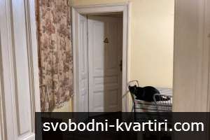 Етаж от къща в района на Център Етаж от къща в района на Център