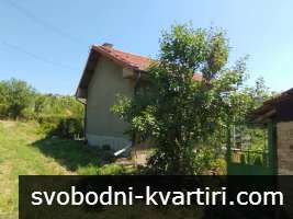 Къща в с. Пепелина Къща в с. Пепелина