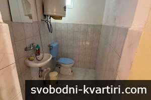 Къща в кв. Средна кула Къща в кв. Средна кула