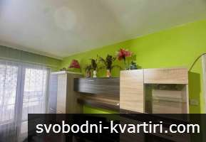 Продава се многостаен апартамент в кв. Възраждане Продава се многостаен апартамент в кв. Възраждане