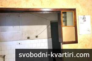 Къща в квартал Родина 3, Централен кооп. пазар Къща в квартал Родина 3, Централен кооп. пазар