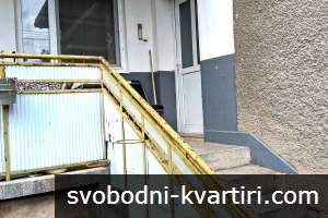 Двуетажна къща с голям двор и просторен гараж в центъра на с. Пиргово Двуетажна къща с голям двор и просторен гараж в центъра на с. Пиргово