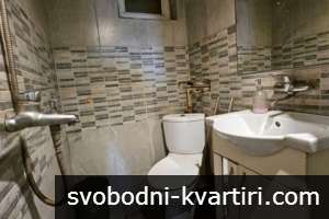 Вила с два парцела, м-ст 10ти килкометър Вила с два парцела, м-ст 10ти килкометър