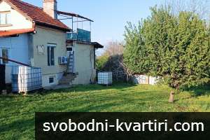 Вила с два парцела, м-ст 10ти килкометър Вила с два парцела, м-ст 10ти килкометър