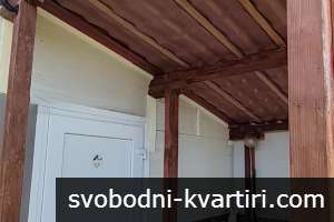 Вила с два парцела, м-ст 10ти килкометър Вила с два парцела, м-ст 10ти килкометър