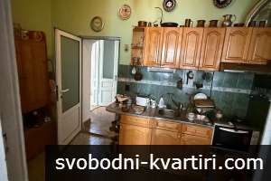 Аристократичен дом в центъра Аристократичен дом в центъра