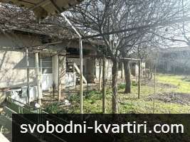 Двуетажна къща с двор в гр. Бяла Двуетажна къща с двор в гр. Бяла