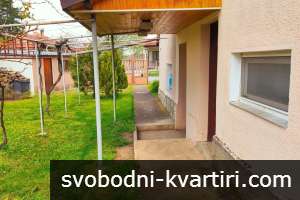 Къща в с. Щръклево Къща в с. Щръклево