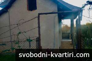 Вила в Долапите, Местност Бъзов Дол Вила в Долапите, Местност Бъзов Дол
