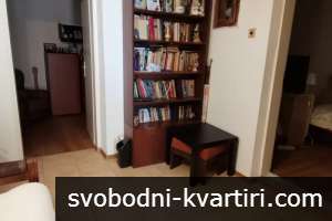 Продажба Къща гр. Иваново - с. Божичен 500m² Продажба Къща гр. Иваново - с. Божичен 500m²