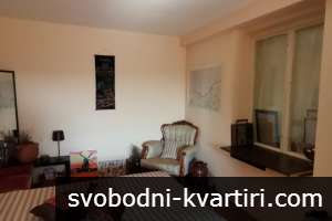 Продажба Къща гр. Иваново - с. Божичен 500m² Продажба Къща гр. Иваново - с. Божичен 500m²