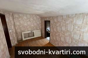 ЕКСКЛУЗИВНО!!! Етаж от къща в Идеален Център 180000Е ЕКСКЛУЗИВНО!!! Етаж от къща в Идеален Център 180000Е