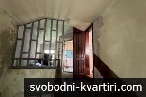 ЕКСКЛУЗИВНО!!! Етаж от къща в Идеален Център 180000Е ЕКСКЛУЗИВНО!!! Етаж от къща в Идеален Център 180000Е
