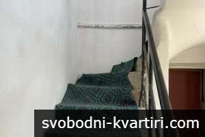 Къща в с. Долно Абланово Къща в с. Долно Абланово
