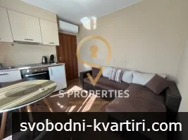 Двустаен апартамент под наем в центъра на Варна