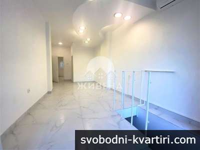 Отдава под наем търговско помещение (магазин) с обща площ от 53 кв.м в района Операта и училище Димчо Дебелянов
