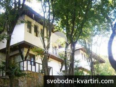 Къща под наем, с ново обзавеждане, на тихо място в близост до автобусна спирка и град Варна, м-ст Манастирски рид