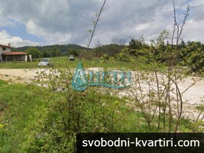 УПИ 1060м2 в Копривщица. Подходящ за комплекс от къщи. Планинска панорама