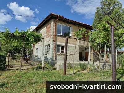 Ремонтирана, двуетажна къща с.Бряст, община Димитровград