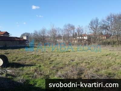 Парцел в с. Орлово с проект за къща и разрешение за строеж