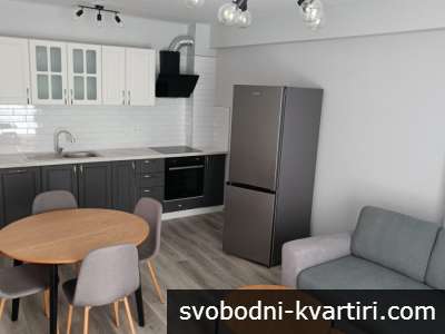 Двустаен в Центъра! Нова сграда - 450 €!