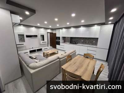 ТОП ПРЕДЛОЖЕНИЕ! Просторен тристаен в Кючук Париж ТОП ПРЕДЛОЖЕНИЕ! Просторен тристаен в Кючук Париж