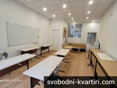 Търговско помещение под наем в центъра на град Велико Търново.