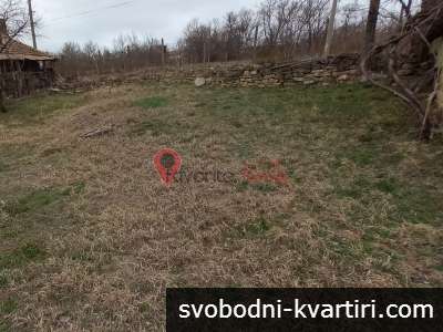 Продажба Дворно място гр. Каспичан - с. Кюлевча 1150m²