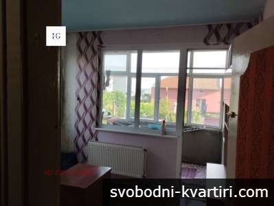 ПРОСТОРЕН ЖИЛИЩЕН ЕТАЖ ОТ КЪЩА С ДВОР И ГАРАЖ ТОП ЛОКАЦИЯ ДО АВТОГАРА, АЙТОС