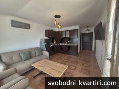 Предлагаме под наем стилно обзаведен двустаен апартамент в комплекс Famagusta
