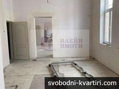Дава под наем гр. Русе - Център 500m²