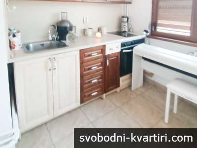 М ГРУП продава двустаен апартамент в ж.к. Лазур с морска гледка!