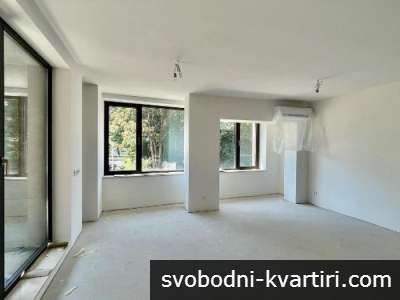 Продажба на Великолепен четиристаен апартамент Витоша 130 кв.м.