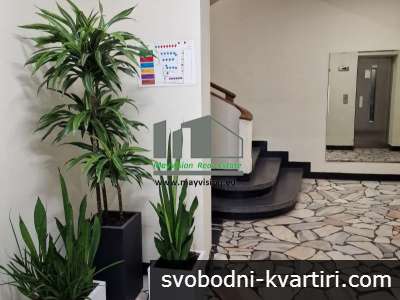 Дава под наем Офис в жилищна сграда гр. София - Оборище 304m²