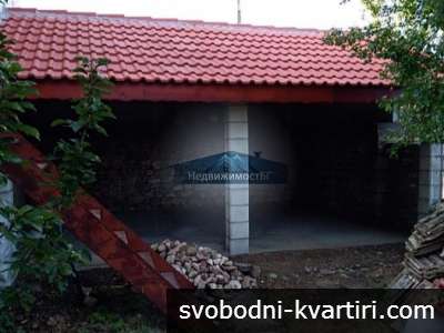 Продажба Къща гр. Аксаково - с. Ботево 400m² Продажба Къща гр. Аксаково - с. Ботево 400m²