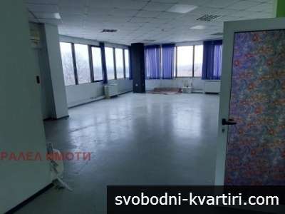 Самостоятелен офис етаж 554 кв.м под наем | Паркоместа | 2 пътнически асансьора + 1 товарен | Брезовско шосе