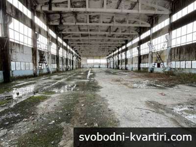 Продава ПРОМ. ПОМЕЩЕНИЕ в област Пловдив, гр. Карлово - 2350 кв.м / При запитване