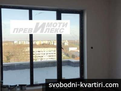 просторен мансарден апартамент с акт 14
