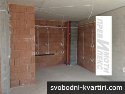 с акт 14, просторен и светъл апартамент