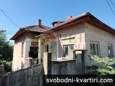 Продажба Къща гр. Павликени - с. Караисен 124m²
