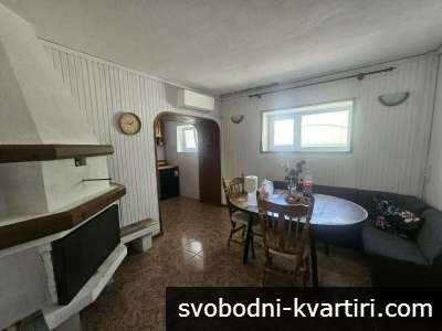 Етаж от къща Център