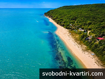 Инвестиционни парцели на плажа