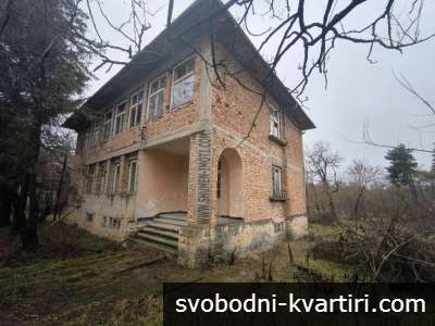 Училище с. Сини вир