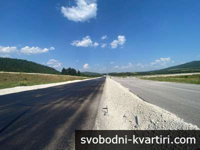 Инвестиционен Парцел в Близост до АМ Хемус