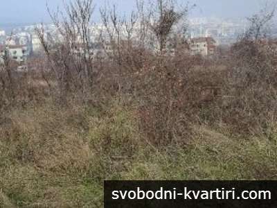 Парцел в регулация под Левента
