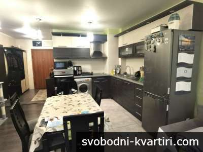 3-стаен апартамент в Центъра