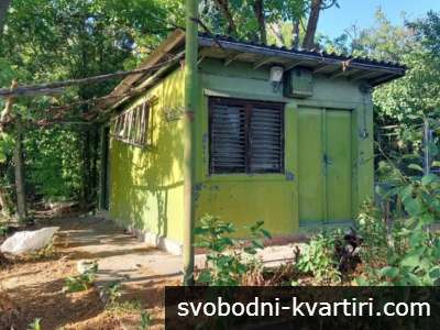 Парцел във в.з. Люляците 4850Е